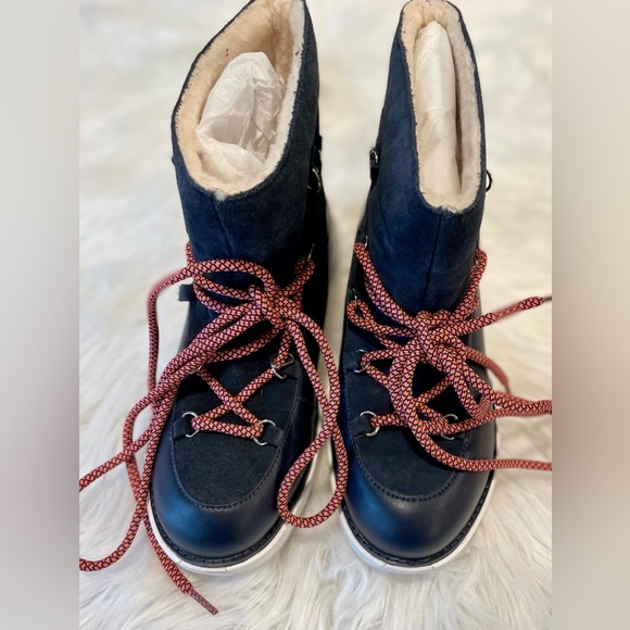 NWOB|Fitflop Skandi Navy Blue Suede Boots, 8 - Picture 8 of 12